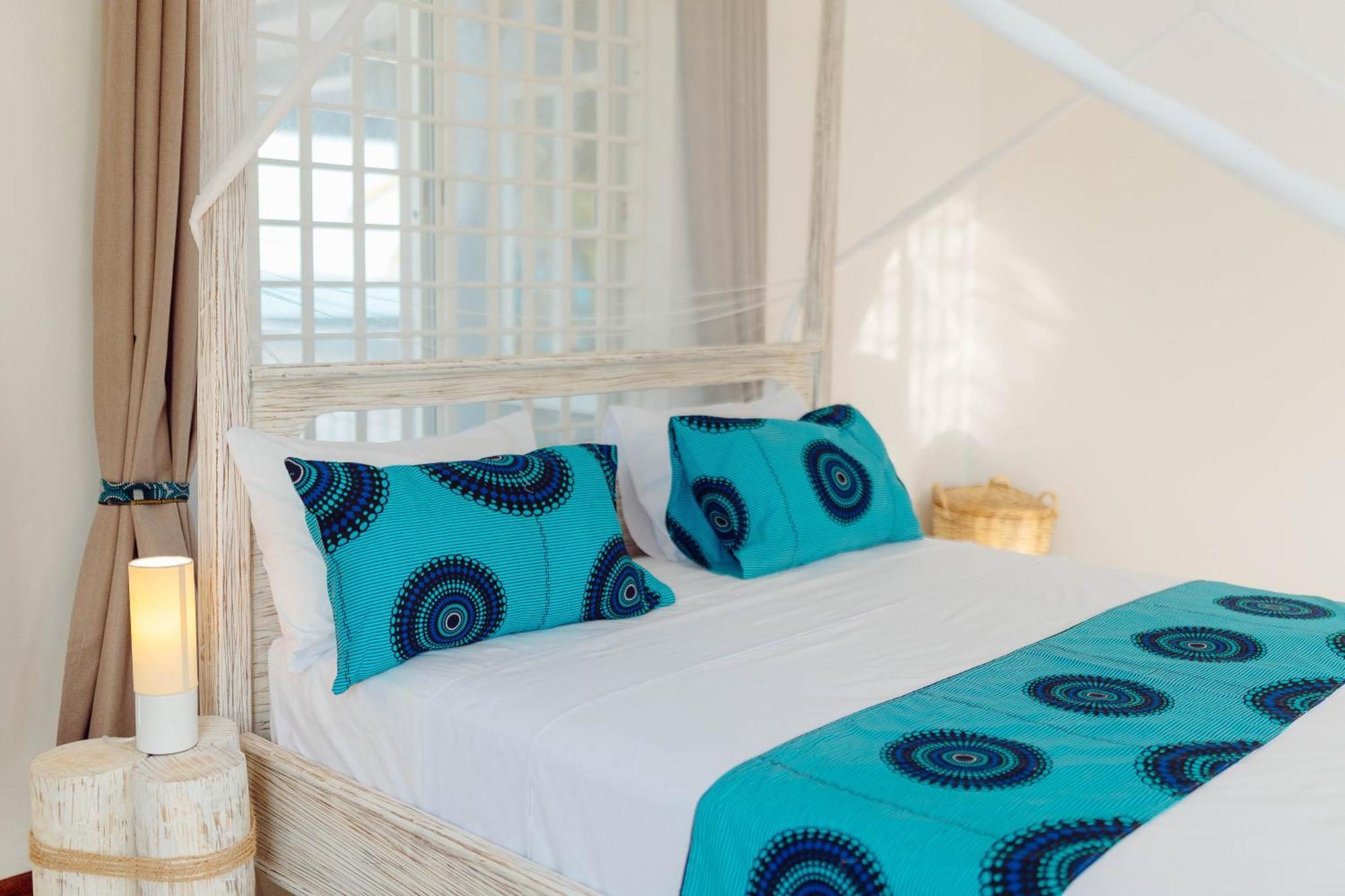 Jasmine - Ocean Front Villa *